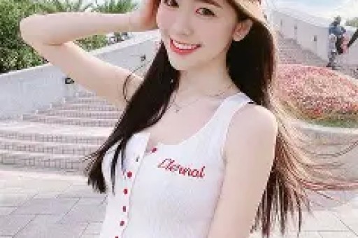 外国网红约中国女孩开房视频被发到网上她却借此热度直播带货